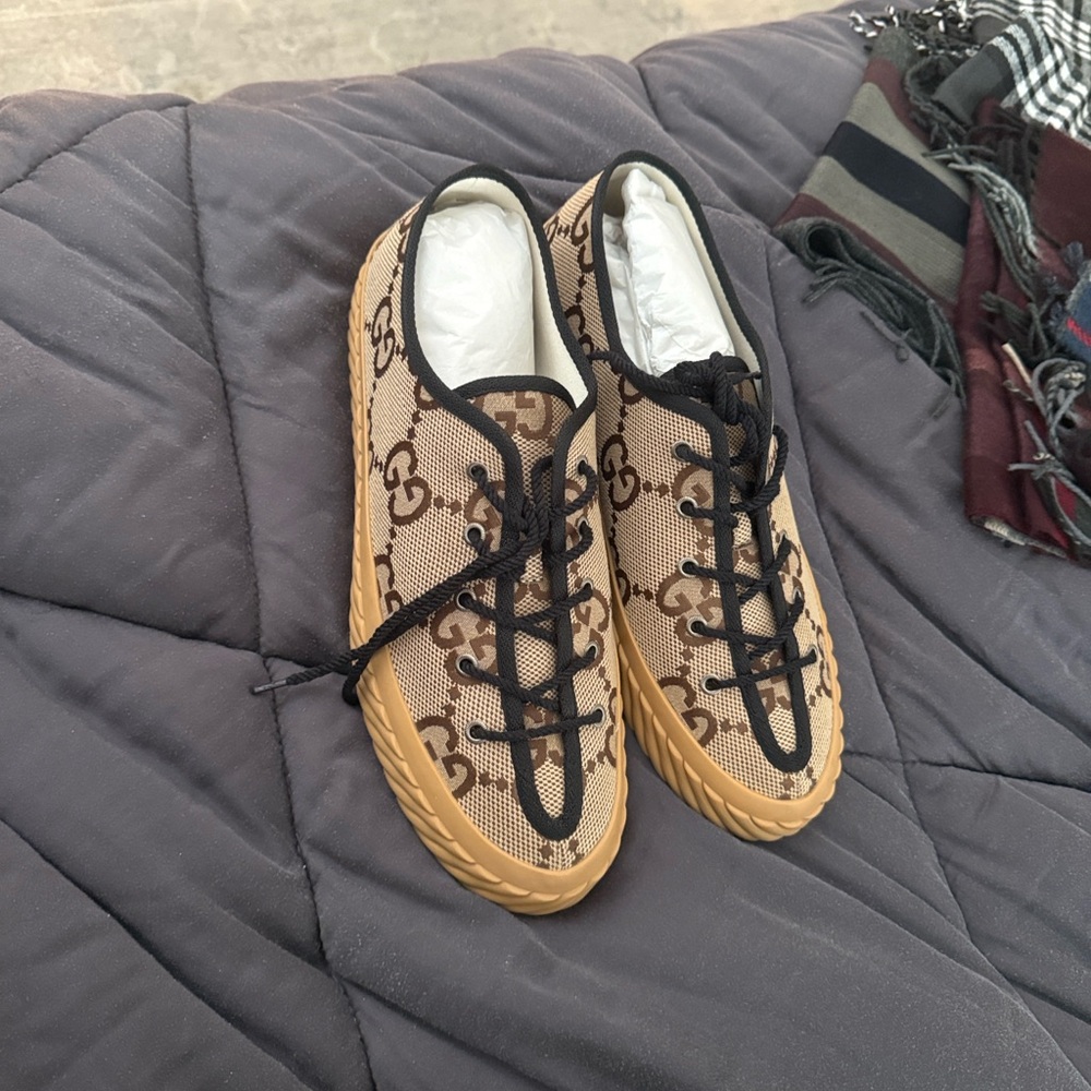 Men’s Gucci Camel and Black Sneakers